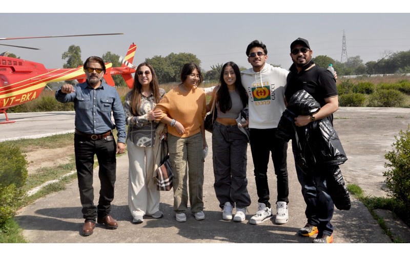 Helicopter from Delhi to Agra