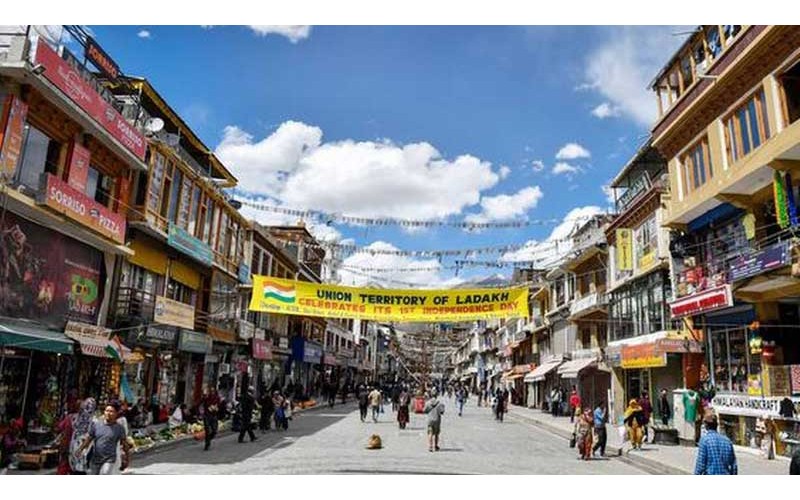 5 Nights 6 Days Ladakh Tour