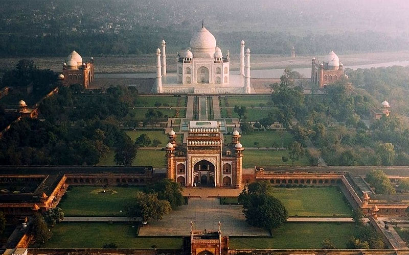 Private 4 Days Tiger Safari and Taj Mahal Tour from Delhi