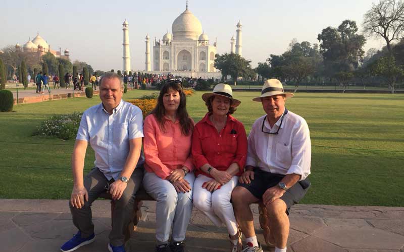 Private Taj Mahal Day Tour by Helicopter from Delhi to Agra