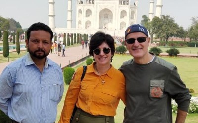 Same Day Agra Tour by Superfast Express Train from Delhi