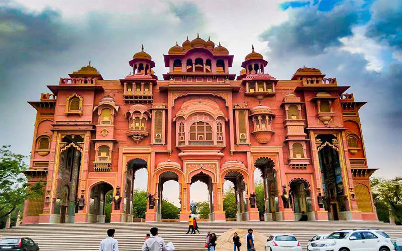 2 Nights & 3 Days Jaipur Tour Package