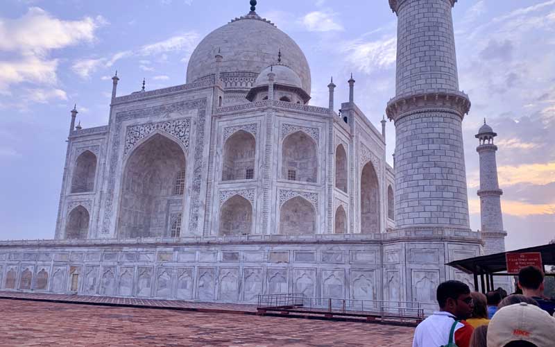 Experience Taj Mahal in Agra Overnight Tour Package