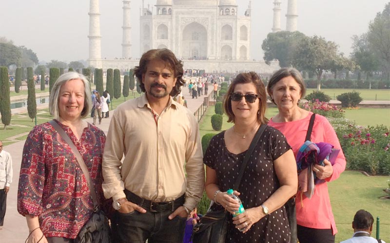 Taj Mahal Full Moon Tour by Car from Delhi